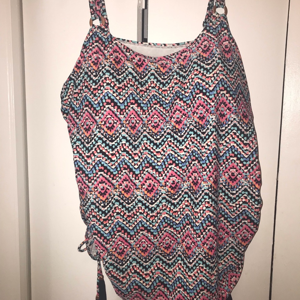 Croft and Barrow Tankini top. Size 26